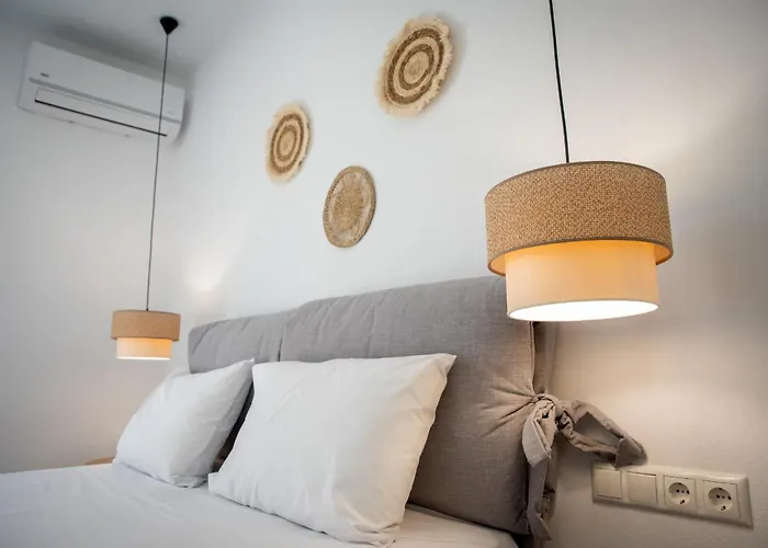 Grey Comfort Glinado Naxos