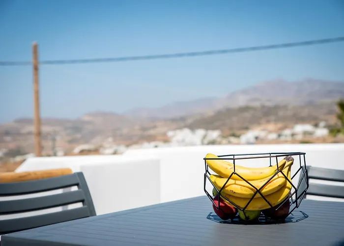 Grey Comfort * Glinado Naxos