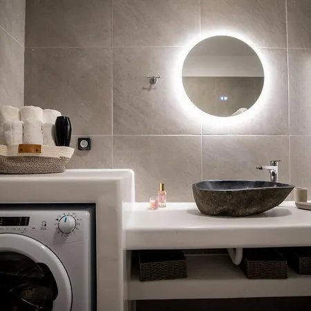 Grey Comfort Nyaraló